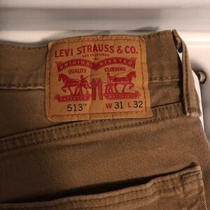 Levi 513